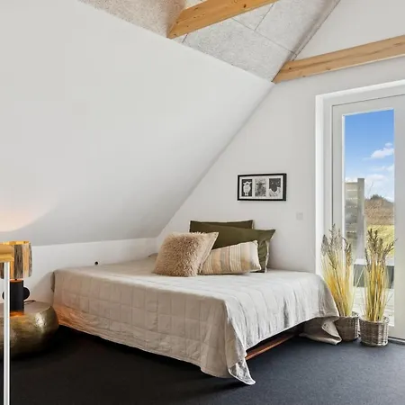 Strandulf - 1km From The Sea By Interhome Apartamento Svaneke